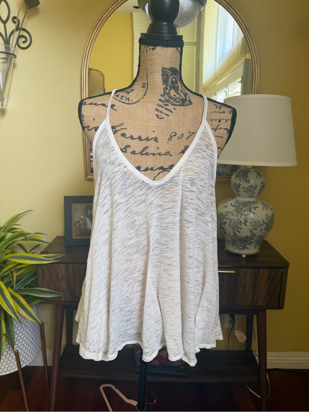 We The Free White Strappy V‑Back Camisole